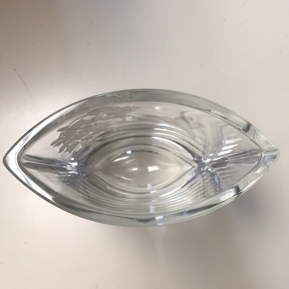 Vintage Lead Crystal Etched Hummingbird Vase - Picture 3 of 6